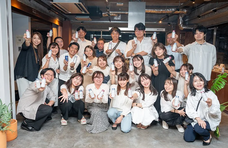 20〜30代メンバーの集合写真