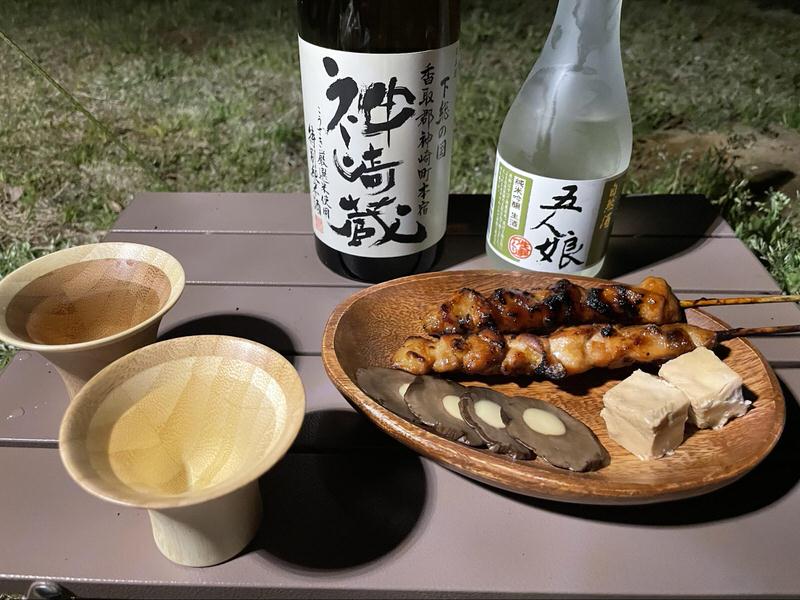 日本酒といぶりがっこチーズ
